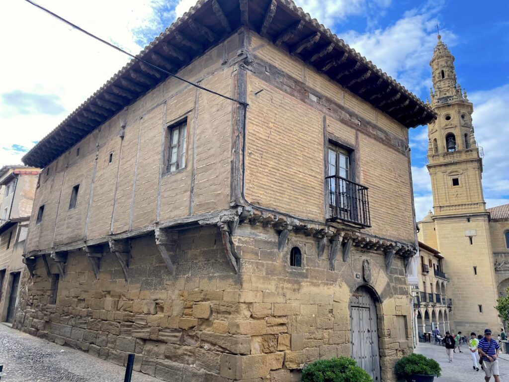 La casa más antigua de Briones