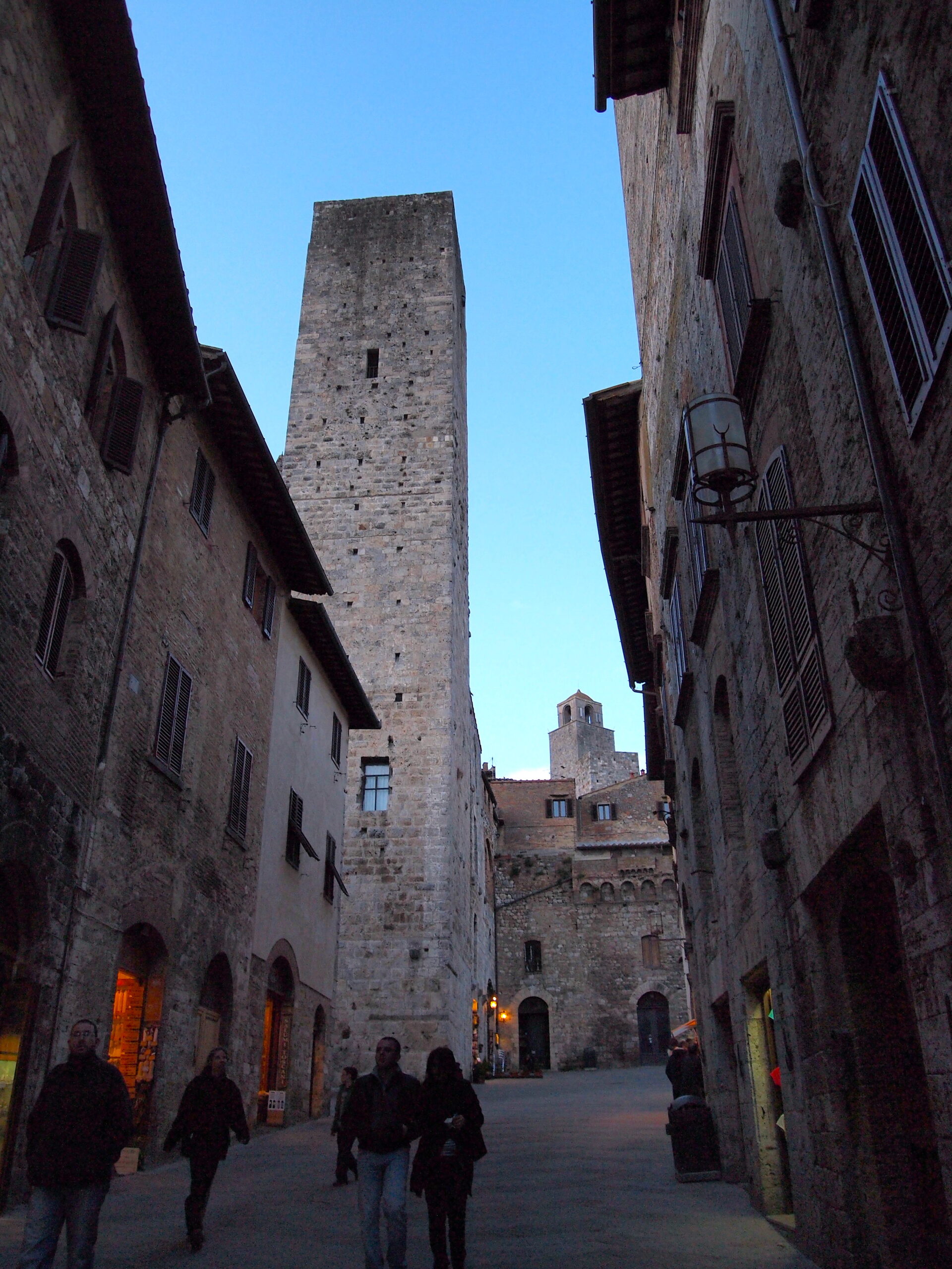 Torre de San Gimignano por Despacito por el Mundo