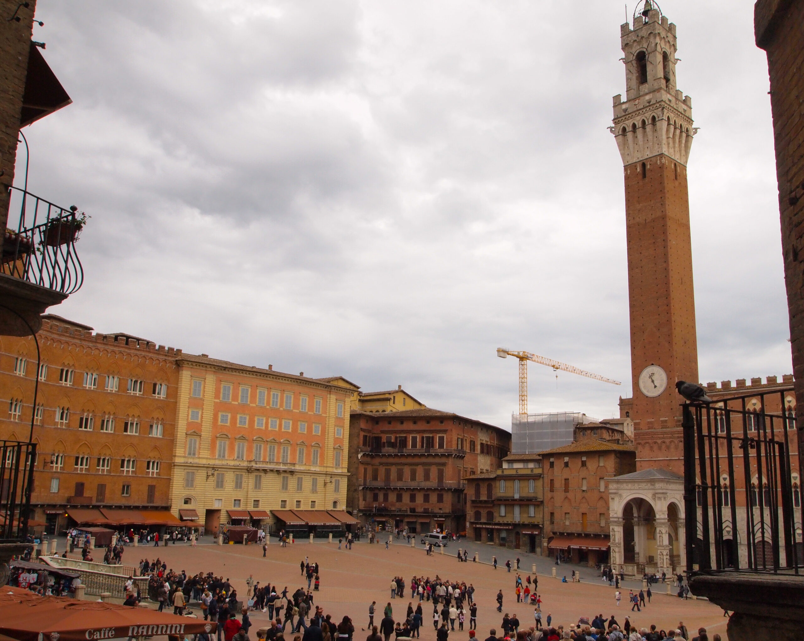 Piazza del Campo de Siena por Despacito por el Mundo