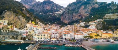 Amalfi desde dron de frente por Despacito por el Mundo