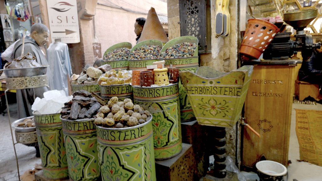 Especias en el zoco de la medina de Marrakech por Despacito por el Mundo